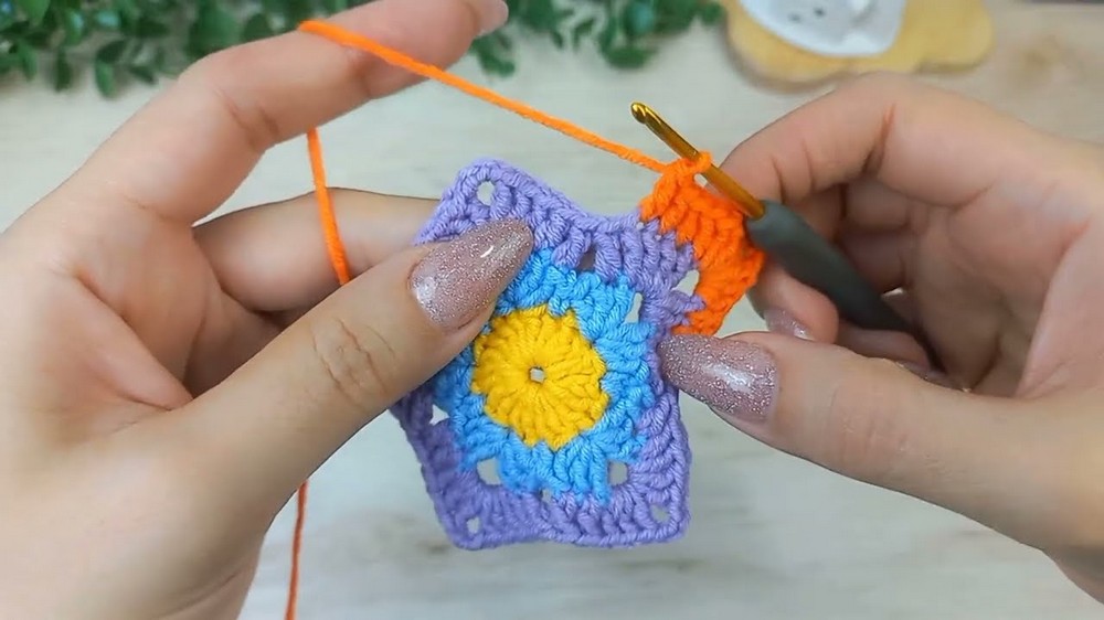 Easy Crochet Star Pouch Pattern 4