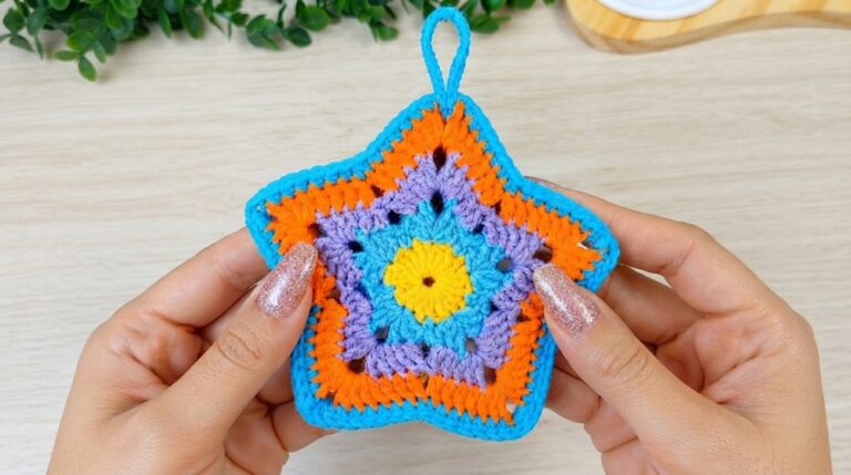 Easy Crochet Star Pouch Pattern 7