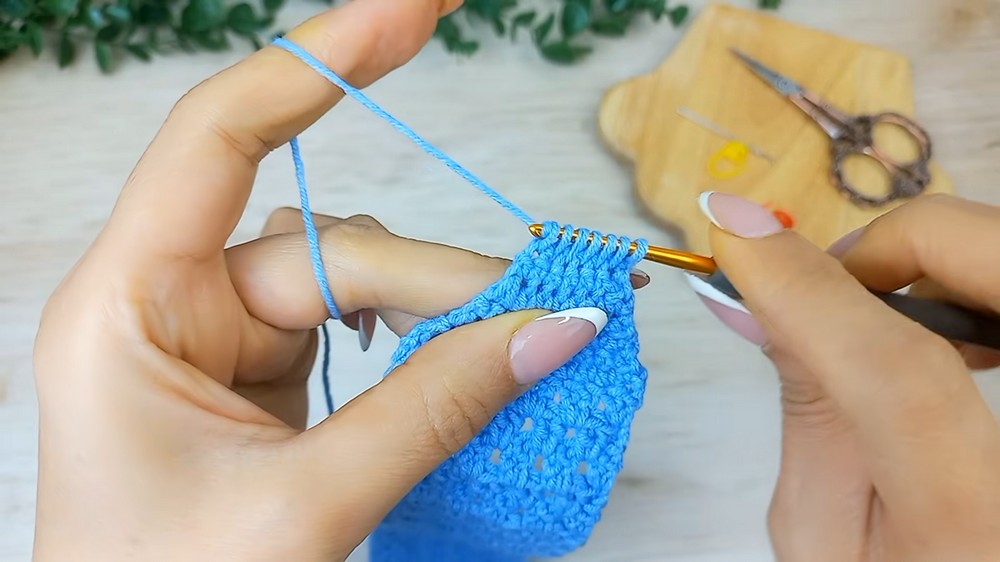 Quick Crochet Mesh Hairband Pattern 5