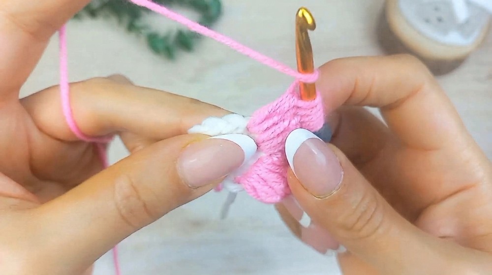 Simple Crochet Puff Flowers Pattern 4