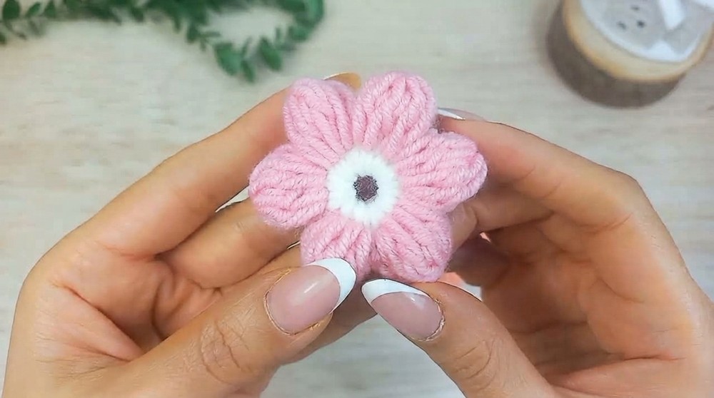 Simple Crochet Puff Flowers Pattern 6