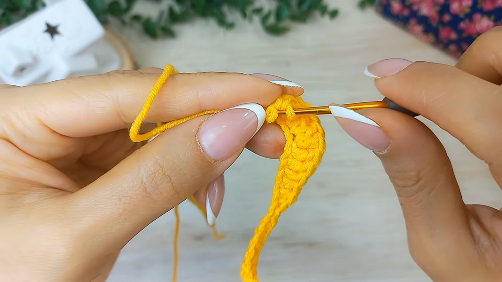 Super Crochet Pretty Bow Pattern 4