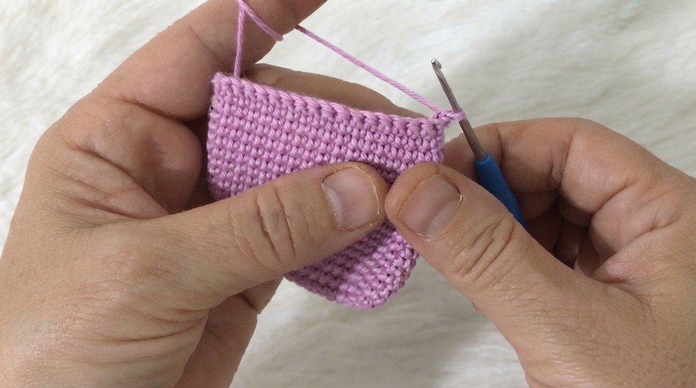 Amazing Crochet Backpack Pattern 3