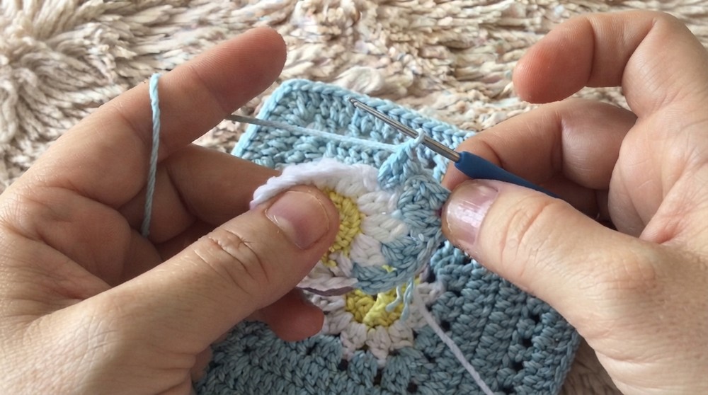 Amazing Crochet Handbag Pattern 2