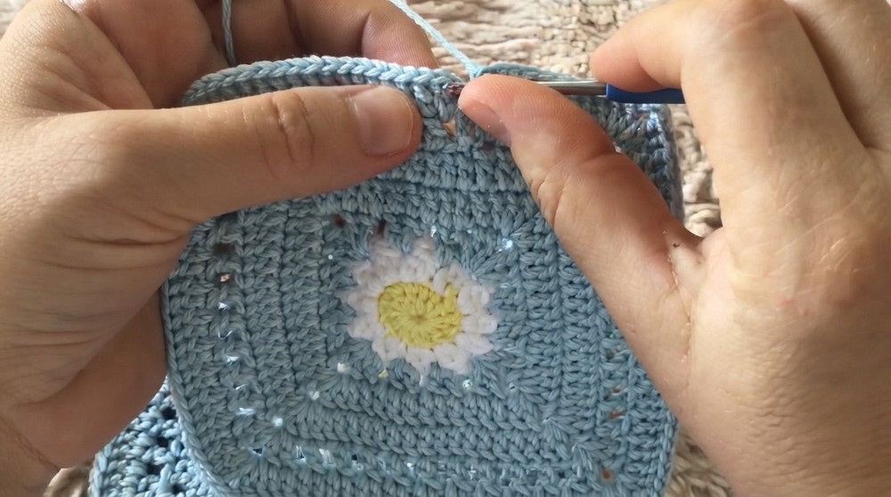 Amazing Crochet Handbag Pattern 4