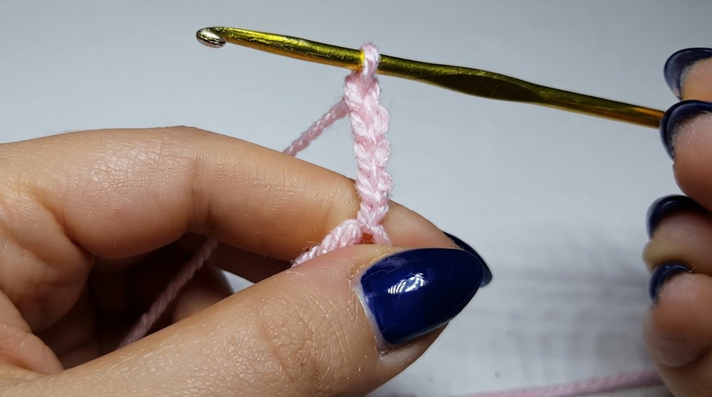 Beautiful Crochet Bows Pattern 1