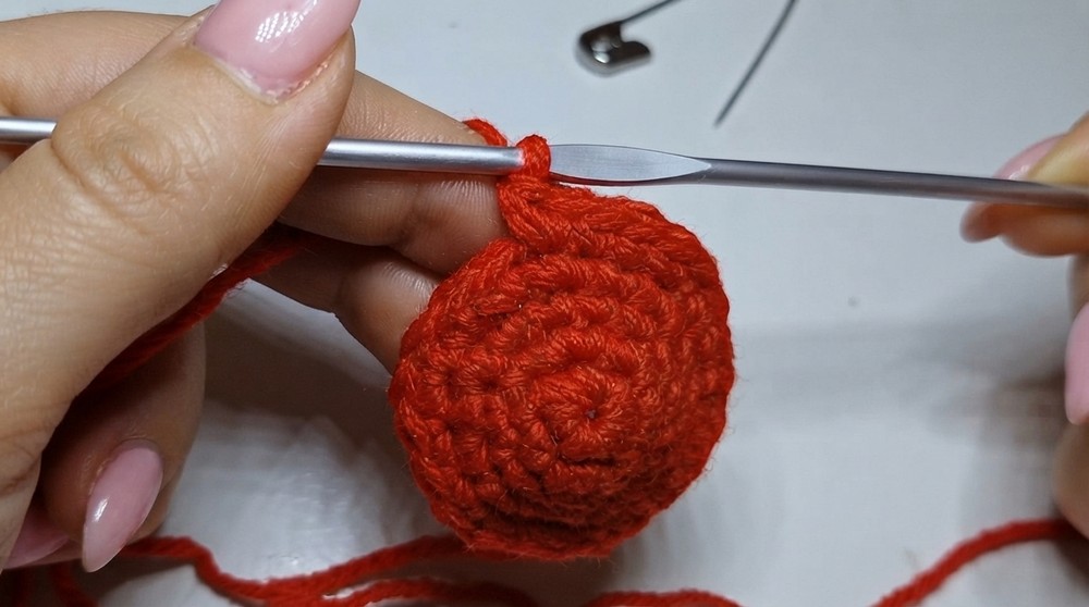 Crochet Amigurumi Apple Pattern 2
