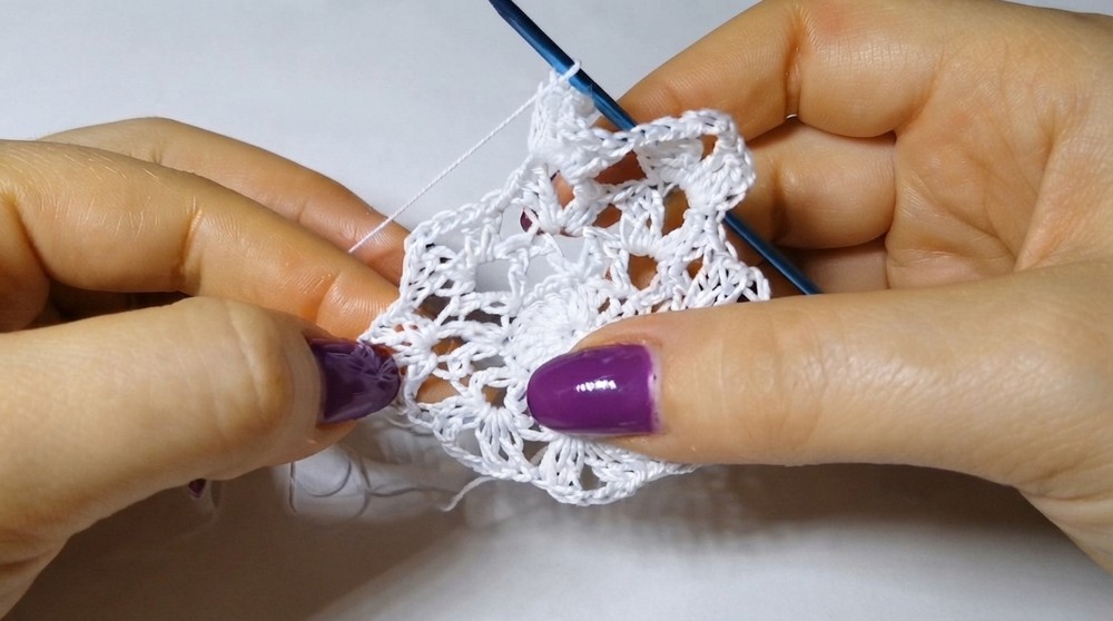 Crochet Christmas Decoration Pattern 4