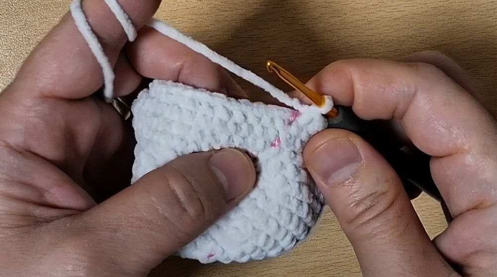 Crochet Fluffy Velvet Bunny Pattern 2
