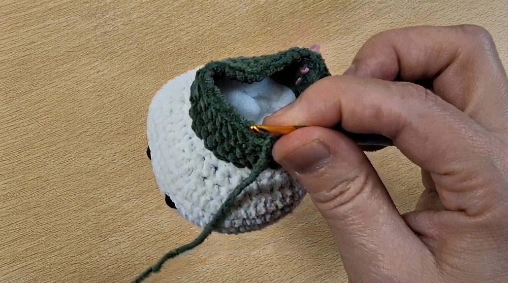 Crochet Fluffy Velvet Bunny Pattern 3