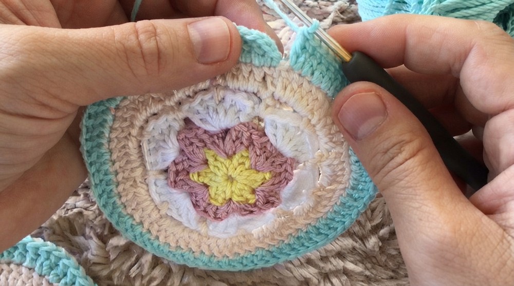 Crochet Foldable Grocery Bag Pattern 4