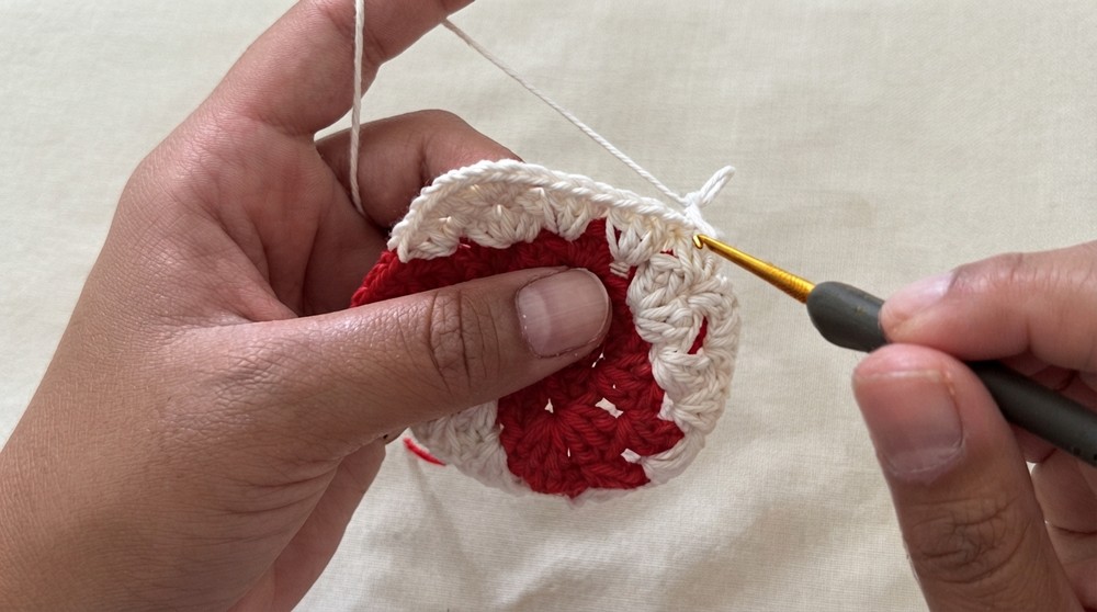 Crochet Granny Square Heart Motif Pattern 5