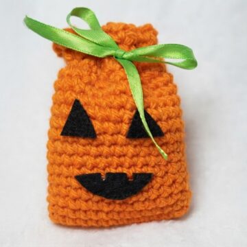 Crochet Halloween Candy Bag Pattern 6