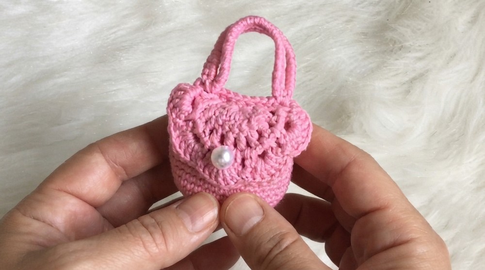 Crochet Handbag For Dolls Pattern 7