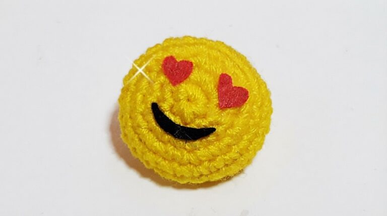 Crochet Happy Emoticons Pattern 6