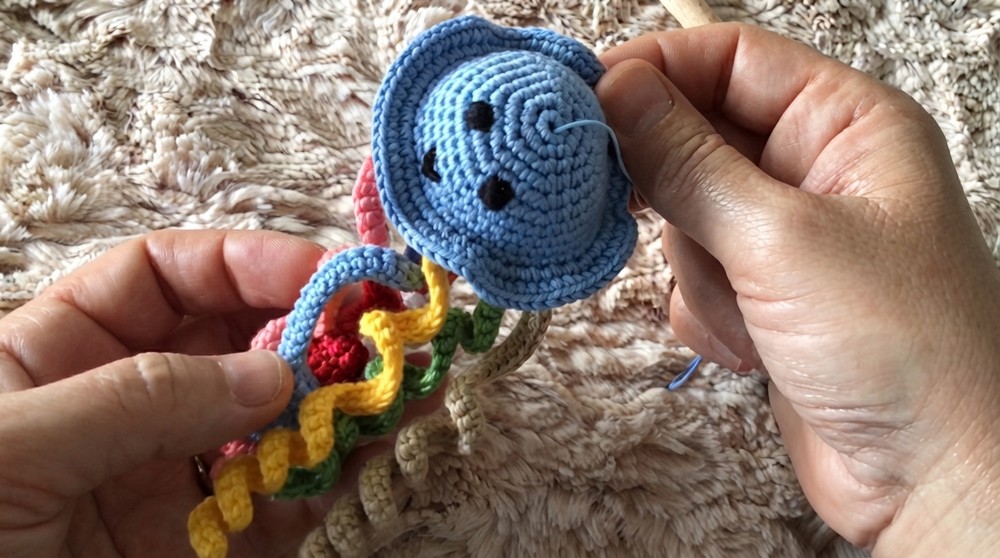 Crochet Jellyfish Cat Toy Pattern 6