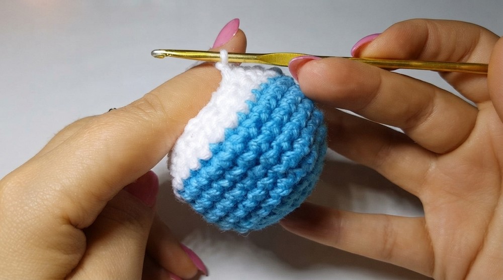 Crochet Little Whale Amigurumi Pattern 4