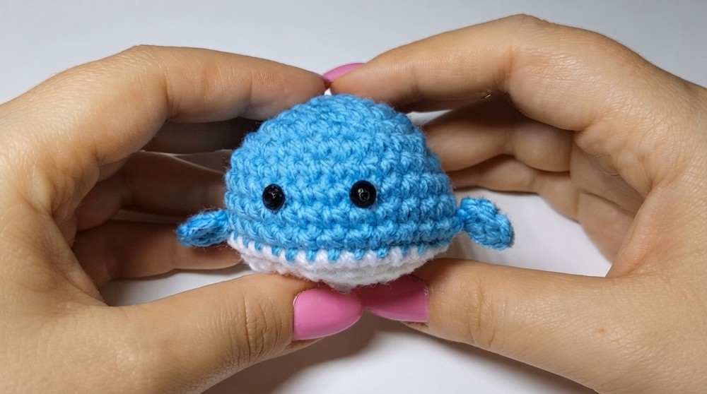 Crochet Little Whale Amigurumi Pattern 6