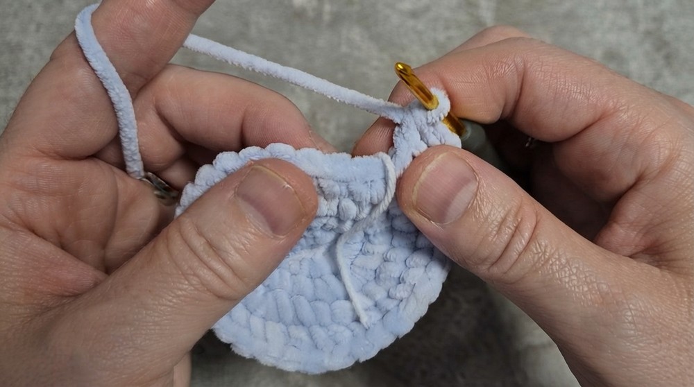 Crochet Mini Amigurumi Mouse Pattern 2