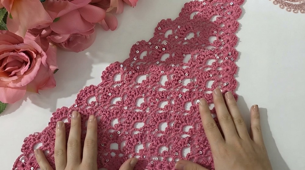 Crochet Sequined Bandana Pattern 6