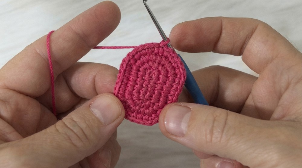 Crochet Strawberry Handbags Pattern 2