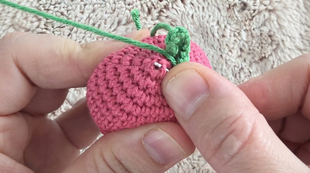 Crochet Strawberry Keychain Pattern 4