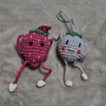 Crochet Strawberry Keychain Pattern 7