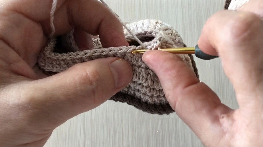 Cute Crochet Baby Booties Pattern 4