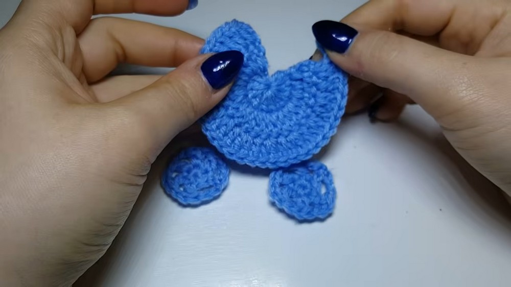 Cute Crochet Baby Carriage Pattern 6