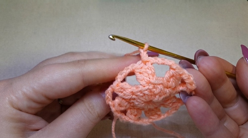 Cute Crochet Large Flower Pattern 4