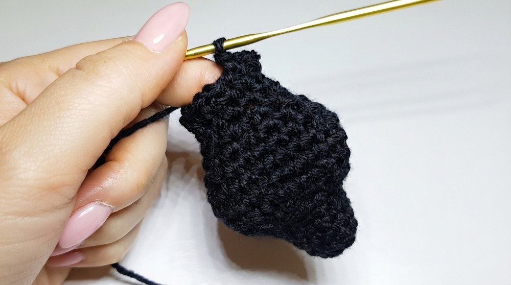 Easy Crochet Barbapapa Amigurumi Pattern 3