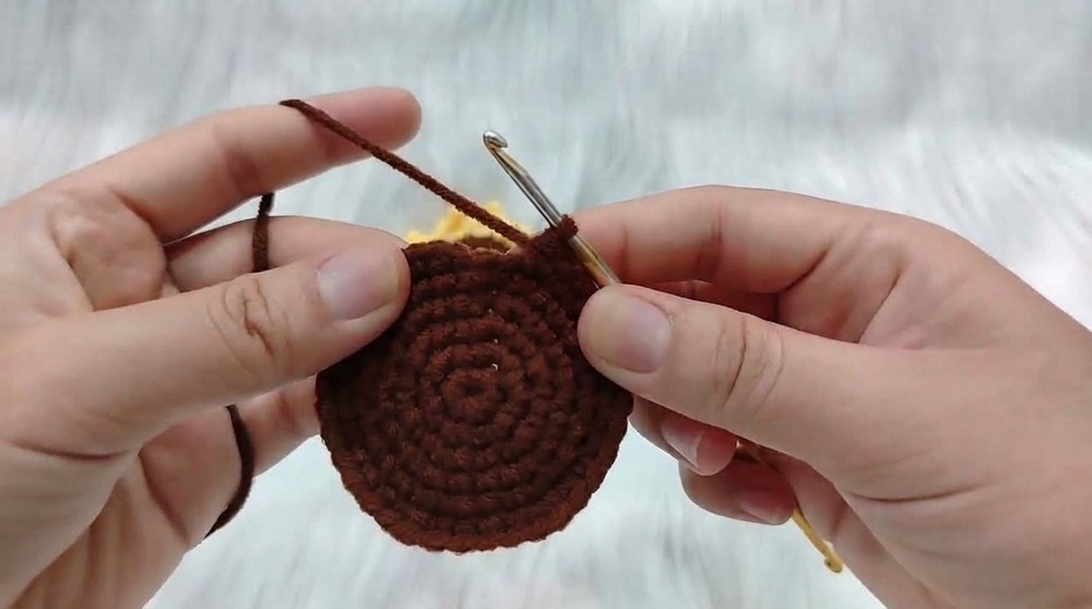 Easy Crochet Sunflower Stem Pattern 2