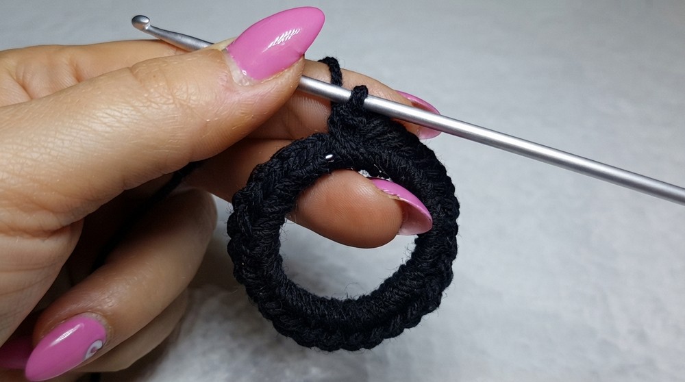 Easy Crochet Wall Organizer Pattern 5