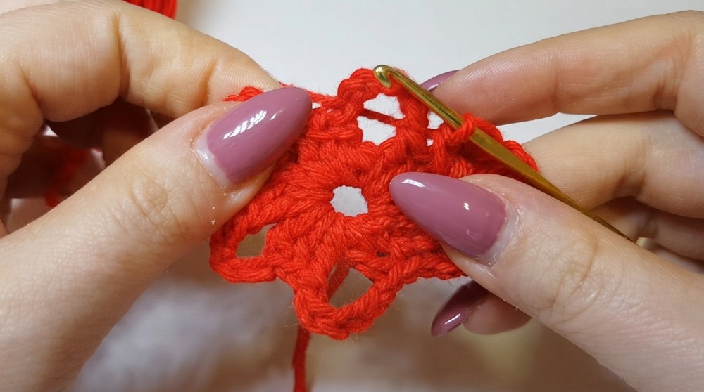 Handmade Crochet Flower Pattern 5