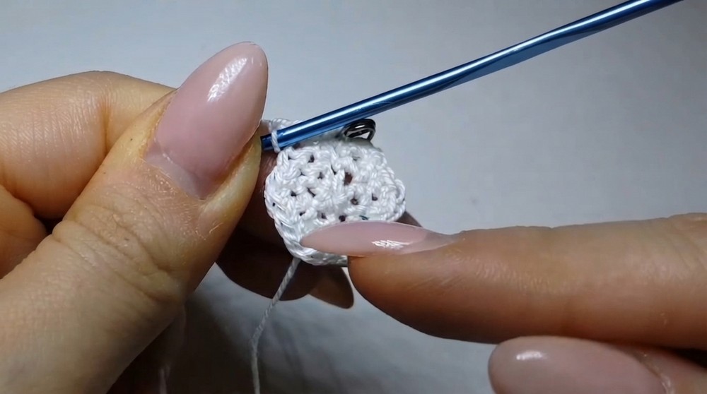 Handmade Crochet Little Hat Pattern 3