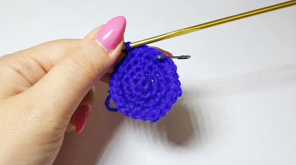Handmade Crochet Pouch Pattern 3