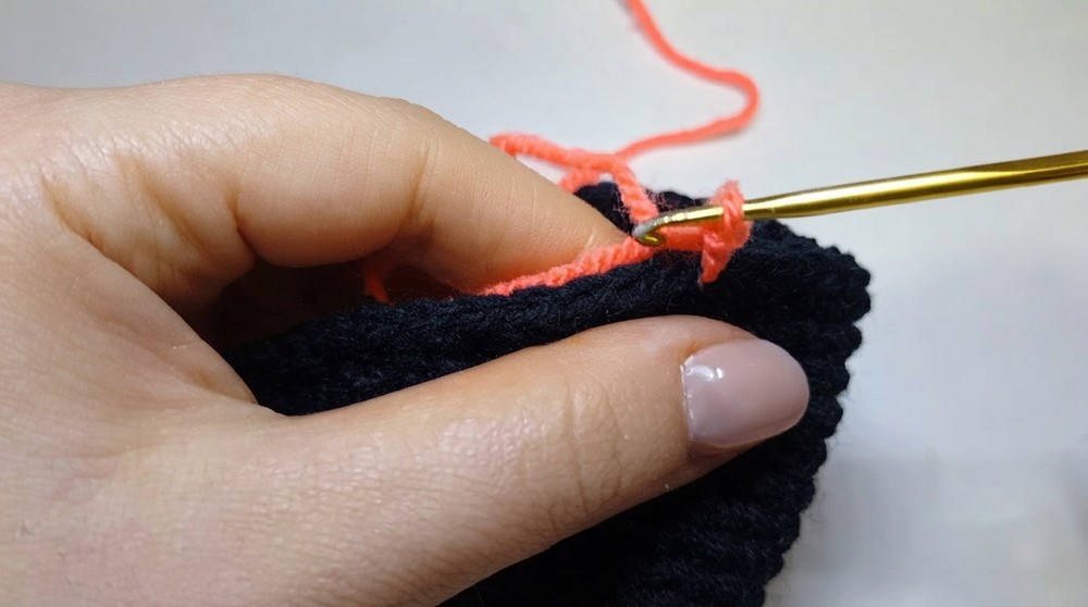 Handmade Crochet Pouch Pattern 4