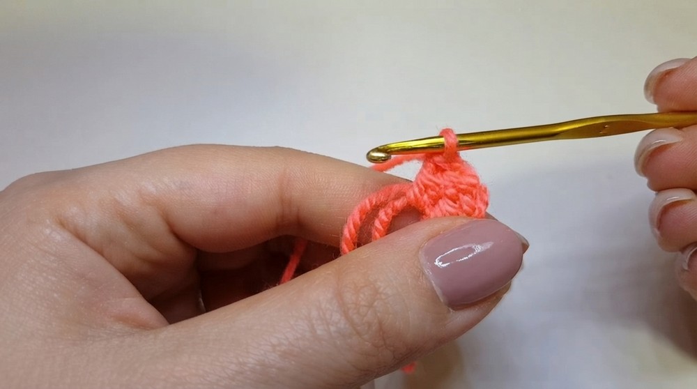 Handmade Crochet Pouch Pattern 5