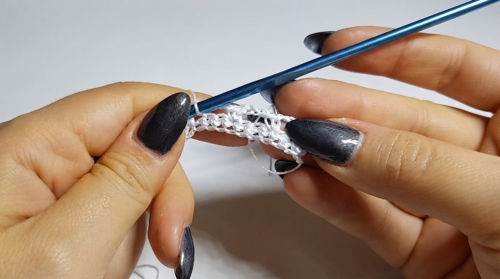 Quick Crochet Rose Earrings Pattern 2