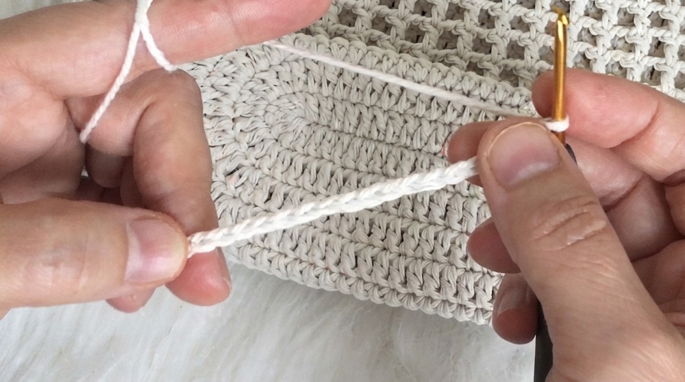 Quick Crochet Wall Hanging Pattern 1