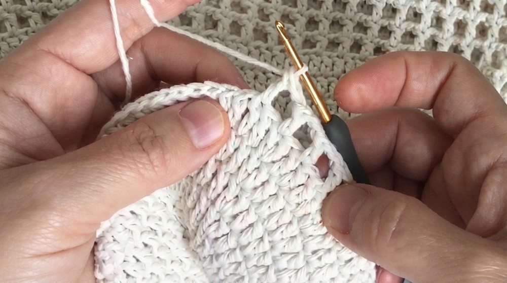 Quick Crochet Wall Hanging Pattern 5