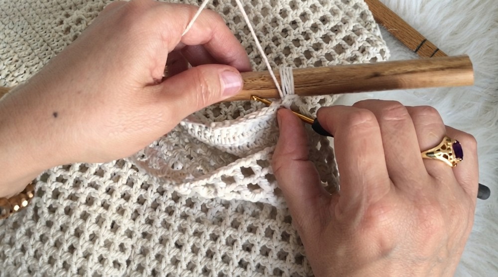 Quick Crochet Wall Hanging Pattern 6