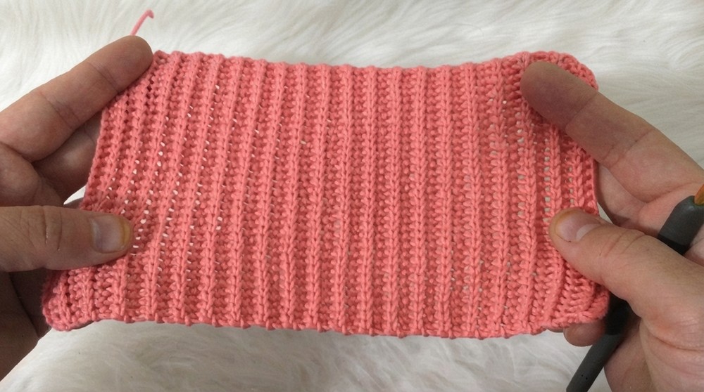 Soft Crochet Pom Pom Hat Pattern 3