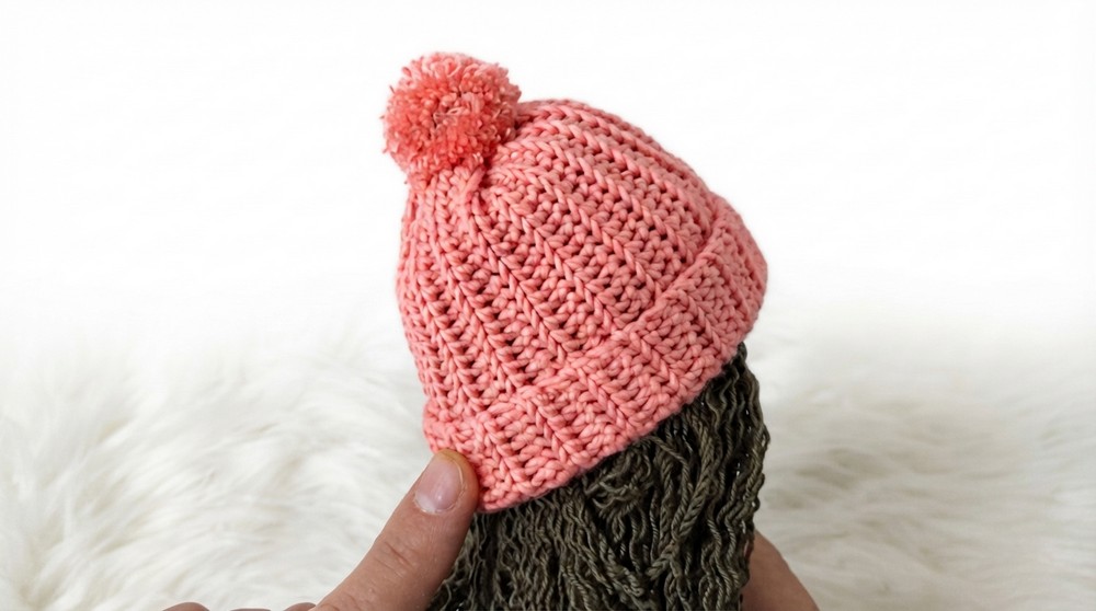 Soft Crochet Pom Pom Hat Pattern 6