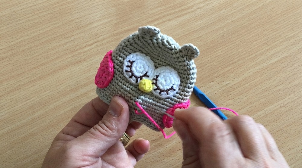 Super Crochet Owl Keychain Pattern 6
